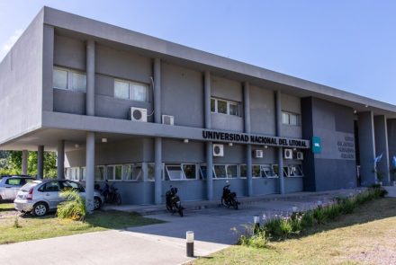 Galería de fotos del Centro Universitario Reconquista – Avellaneda
