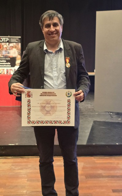 Un graduado FBCB recibió premio internacional en prevención laboral